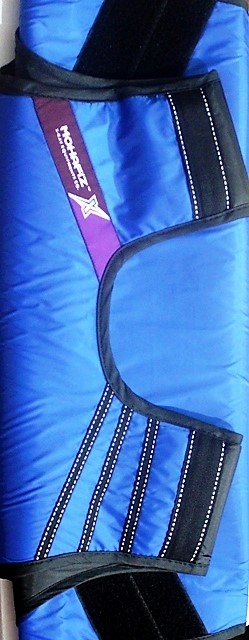 Lead apron to protect from radiation exposure